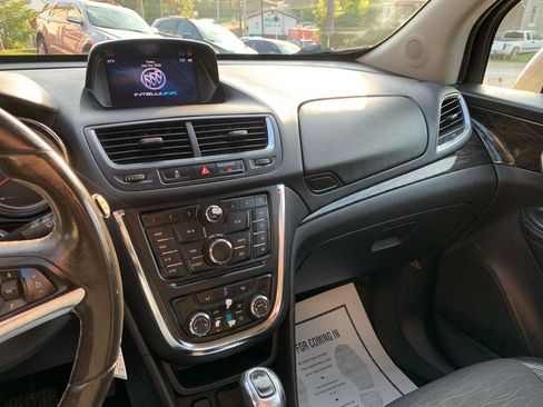 Used 2015 Buick Encore Convenience FWD image 16