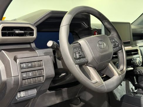 Certified 2026 Toyota Tacoma TRD Off-Road AWD/4WD image 16