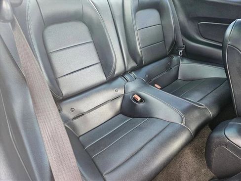 Used 2016 Ford Mustang GT Premium image 16