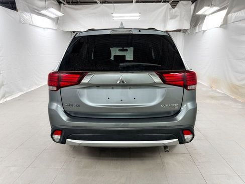 Used 2017 Mitsubishi Outlander SE image 5