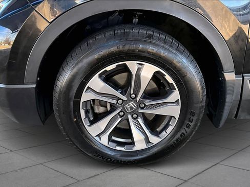 Used 2017 Honda CR-V LX image 11