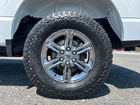 Used 2024 Ford F150 XLT w/ Tow/Haul Package image 13