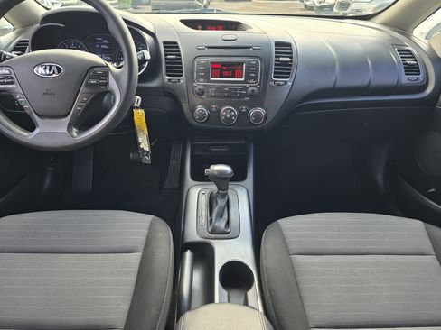 Used 2016 Kia Forte LX FWD image 14