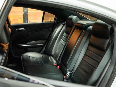 Used 2011 Dodge Charger R/T image 10