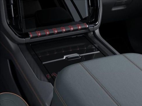 New 2025 GMC Yukon XL AT4 image 23