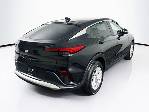 Used 2024 Buick Envista Preferred w/ Convenience I Package image 9