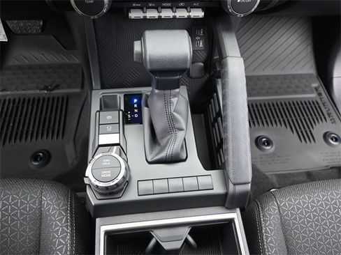 New 2025 Toyota 4Runner SR5 image 7