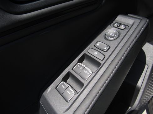 Certified 2025 Honda Accord Sport image 22