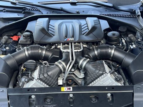 Used 2013 BMW M6 Coupe image 13