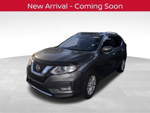 Certified 2018 Nissan Rogue SV w/ Premium Package FWD image 1