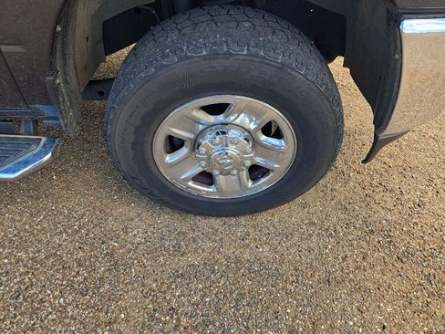 Used 2021 RAM 2500 Tradesman AWD/4WD image 13