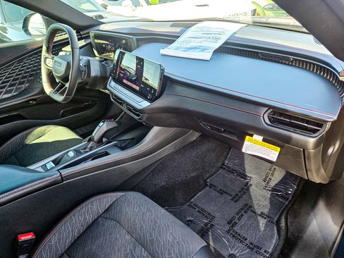 Used 2025 Dodge Charger Daytona R/T w/ Quick Order Package 25M R/T image 12