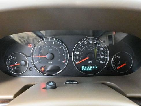 Used 2004 Chrysler Sebring LXi w/ Electronics Convenience Group image 27