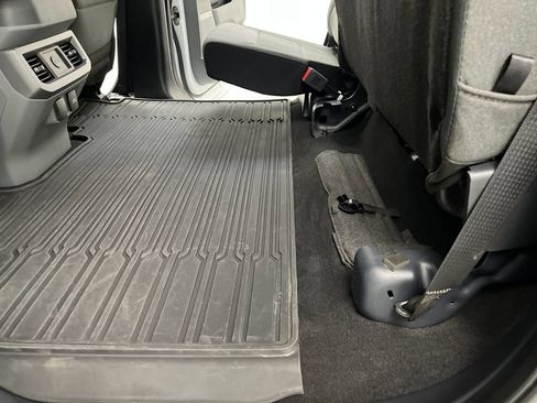 Used 2024 Ford F250 XLT w/ XLT Premium Package AWD/4WD image 19