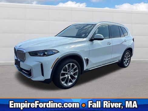 Used 2026 BMW X5 xDrive40i AWD/4WD image 1