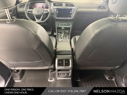 Used 2024 Volkswagen Tiguan SE R-Line AWD/4WD image 36