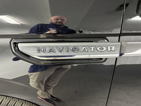 Used 2023 Lincoln Navigator Reserve image 33