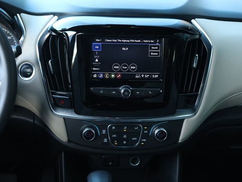 Used 2023 Chevrolet Traverse LS w/ Safety Package image 6