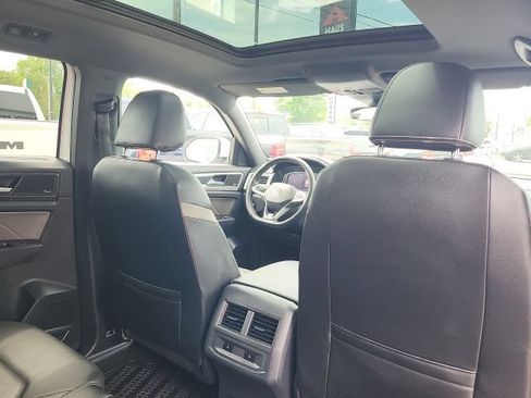 Used 2021 Volkswagen Atlas Cross Sport SEL Premium R-Line AWD/4WD image 15