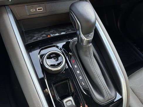 Certified 2023 Chevrolet Colorado ZR2 w/ Desert Boss Special Edition image 16