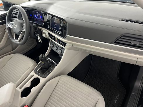 Used 2022 Volkswagen Jetta S image 23