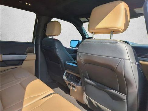 Used 2021 Ford F150 Lariat w/ FX4 Off-Road Package AWD/4WD image 24