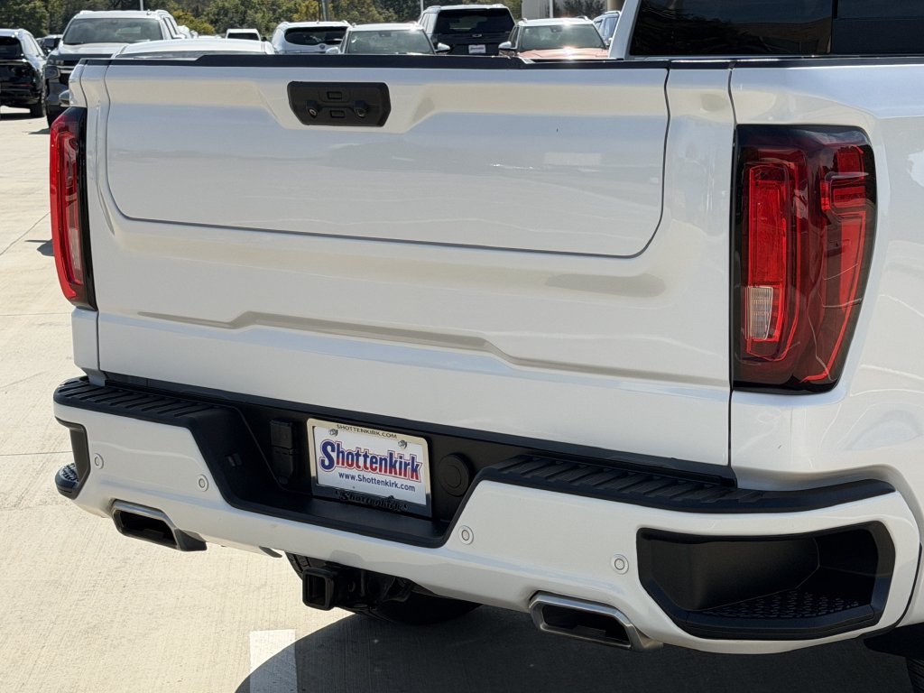 Used 2023 GMC Sierra 1500 Denali w/ Technology Package AWD/4WD image 6