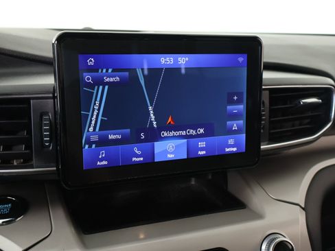 Used 2023 Ford Explorer XLT w/ Equipment Group 202A RWD image 7