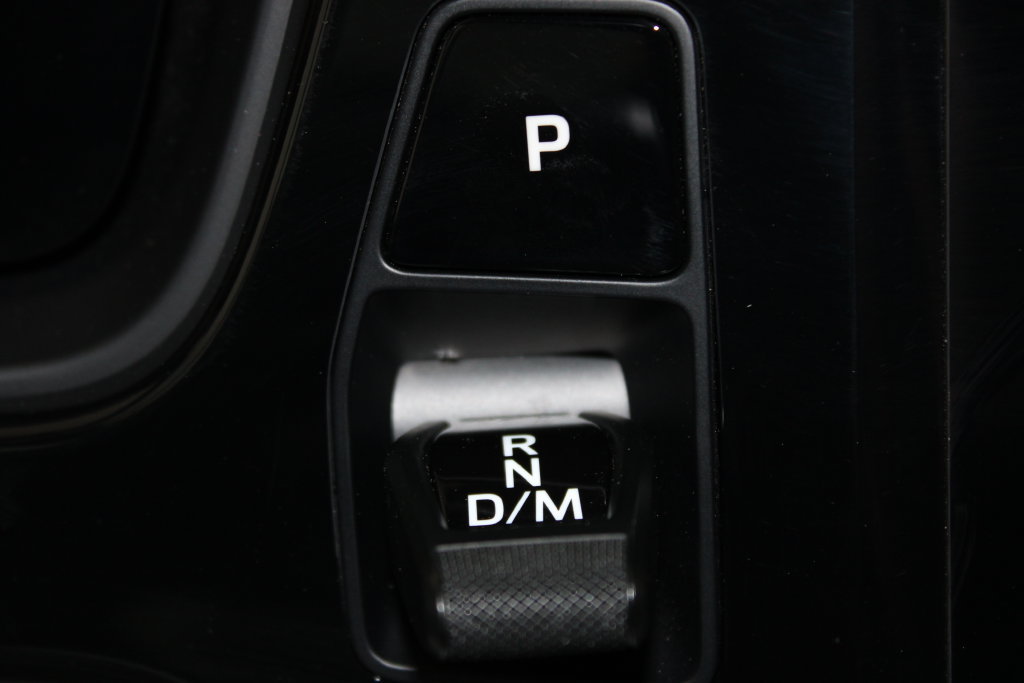 Used 2024 Porsche Cayenne AWD/4WD image 45