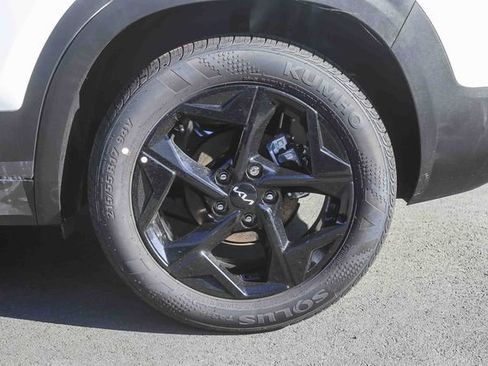 New 2026 Kia Seltos EX w/ EX Sunroof Package image 18