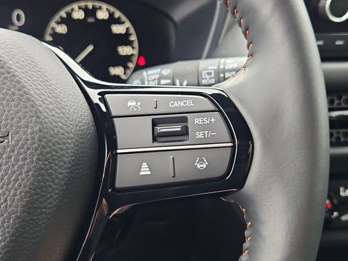 Used 2025 Honda HR-V Sport image 15