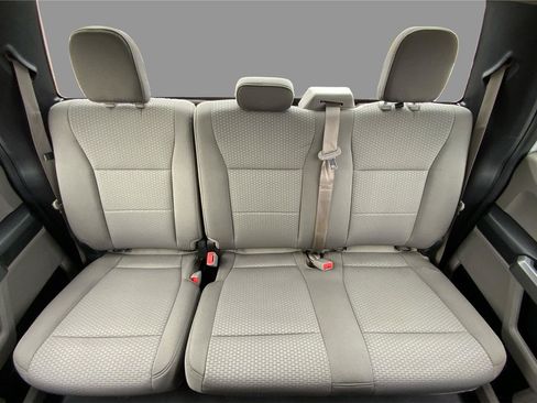 Used 2019 Ford F150 XLT w/ Trailer Tow Package image 14