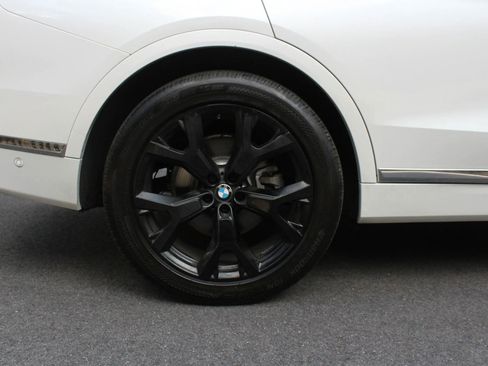Used 2019 BMW X7 xDrive40i AWD/4WD image 5