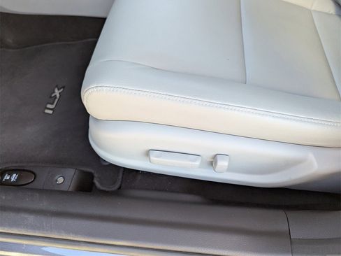 Certified 2018 Acura ILX image 30