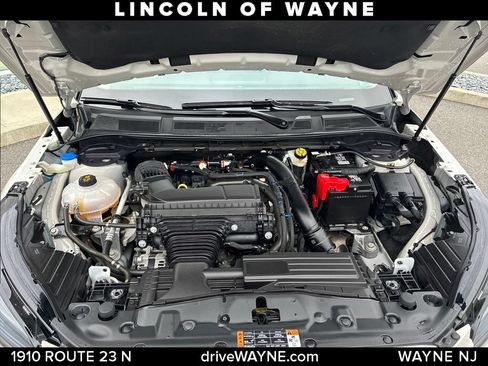 Certified 2024 Lincoln Corsair AWD image 28