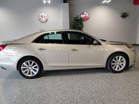 Used 2016 Chevrolet Malibu LTZ FWD image 4