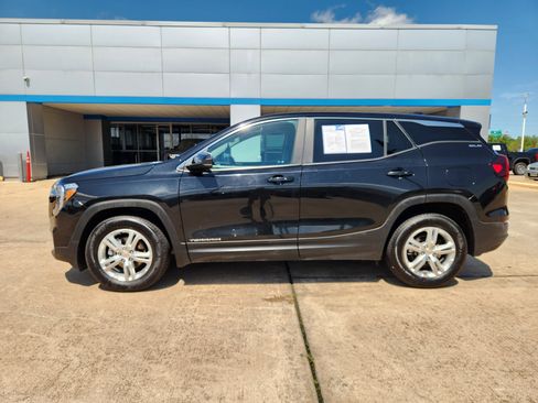 Certified 2024 GMC Terrain SLE AWD/4WD image 5