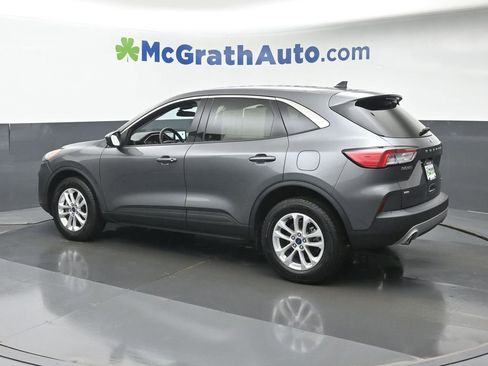 Used 2021 Ford Escape SE image 18