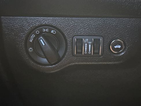 Used 2019 Dodge Challenger R/T Scat Pack image 30