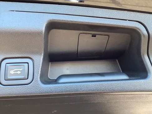 Used 2021 GMC Acadia AT4 image 13