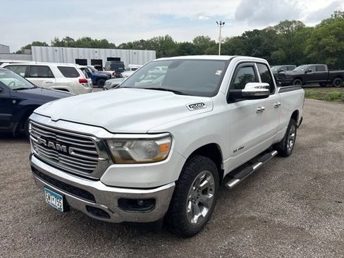 Used 2019 RAM 1500 Big Horn AWD/4WD image 3