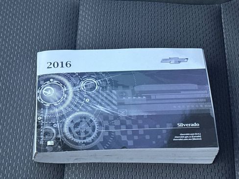 Used 2016 Chevrolet Silverado 1500 Custom w/ Custom Convenience Package image 9