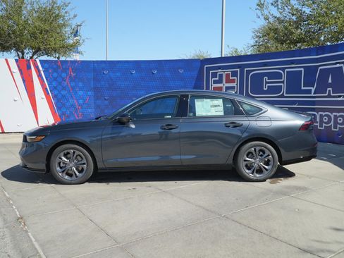 New 2026 Honda Accord EX-L image 10