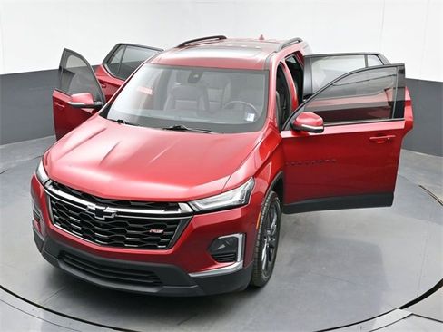 Used 2023 Chevrolet Traverse RS w/ LPO, Floor Liner Package image 45