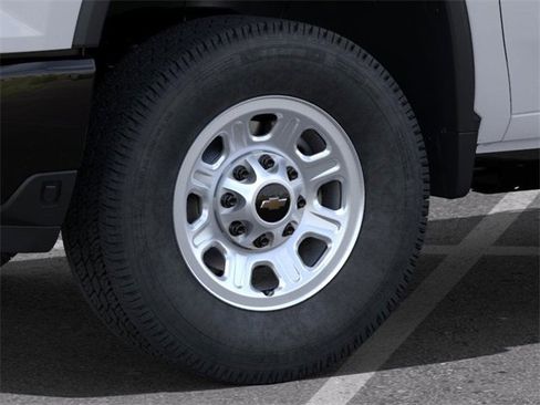 New 2025 Chevrolet Silverado 2500 W/T image 9