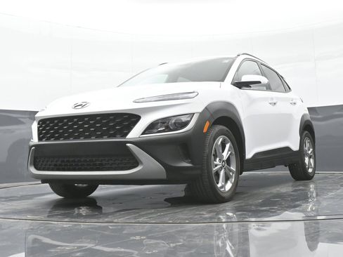 Certified 2023 Hyundai Kona SEL w/ Cargo Package AWD/4WD image 44