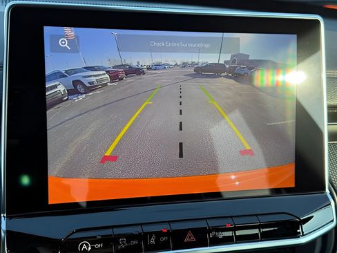 New 2026 Jeep Compass Limited image 21