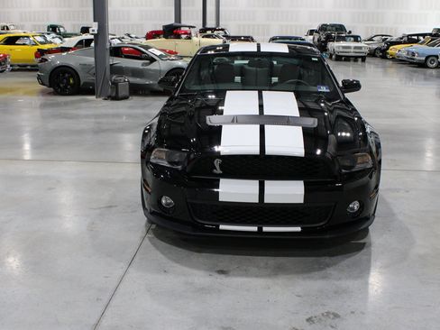 Used 2010 Ford Mustang Shelby GT500 image 19