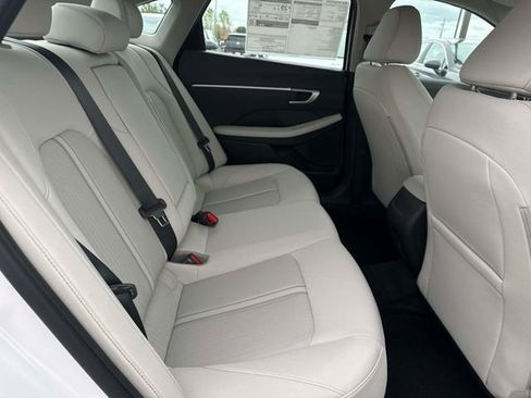 New 2026 Hyundai Sonata SEL FWD image 13