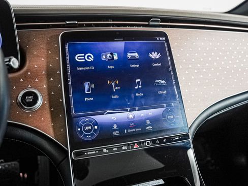 Certified 2023 Mercedes-Benz EQE 500 4MATIC SUV image 19